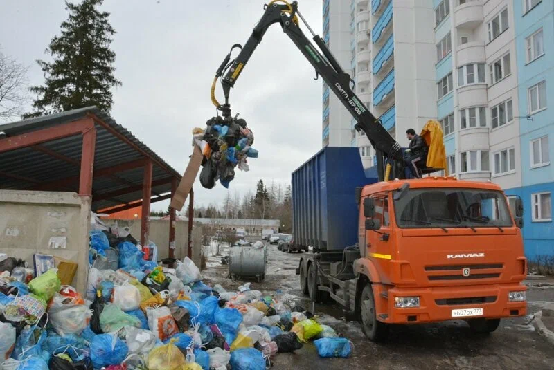 Вывоз бытового мусора в Городце с погрузкой в октябре