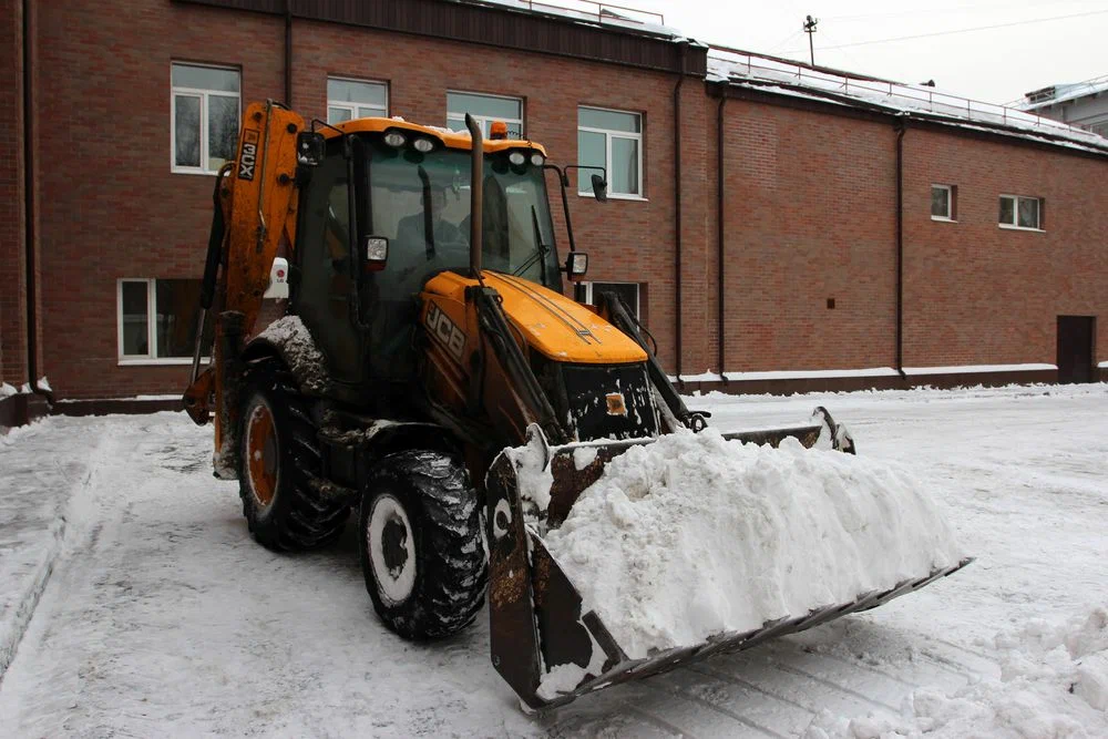 Аренда трактора для уборки и вывоза снега в Городце в октябре