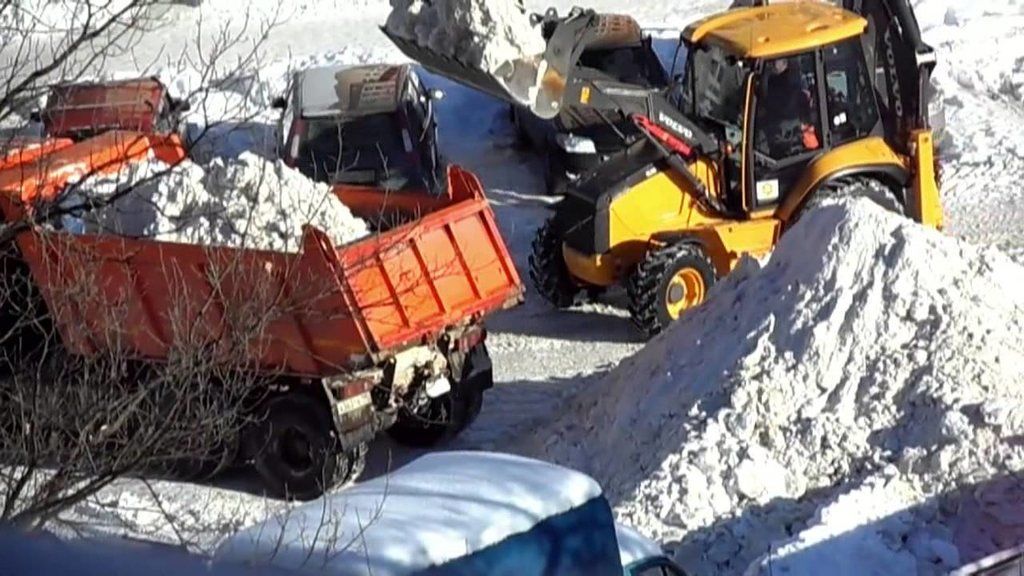 Вывоз снега с погрузкой в Городце для организаций и частных лиц в октябре
